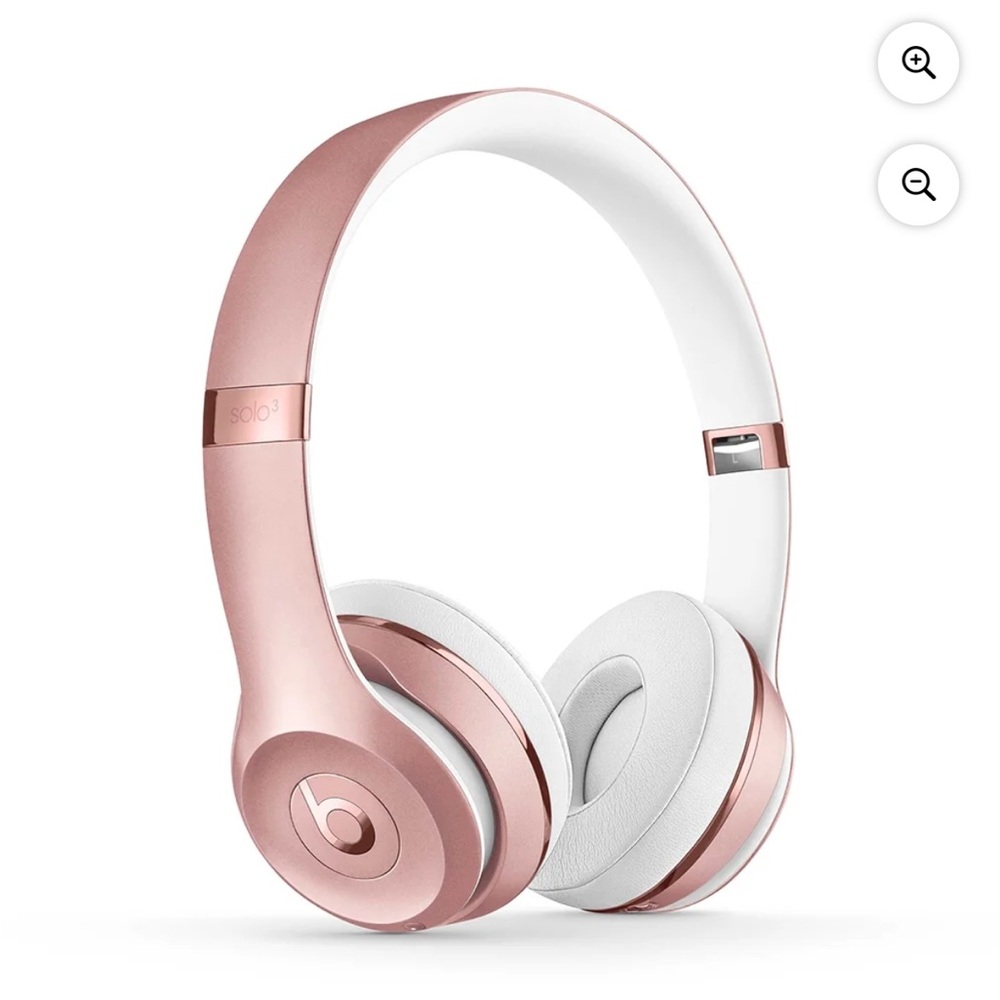 Beats Solo 3. Rose Gold.